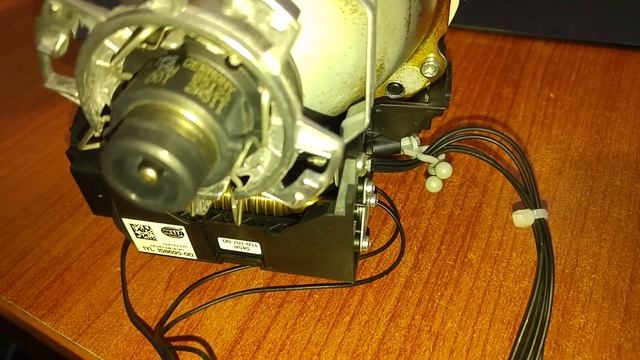 Hella AFL Mechanism Test (Astra H) смотреть онлайн