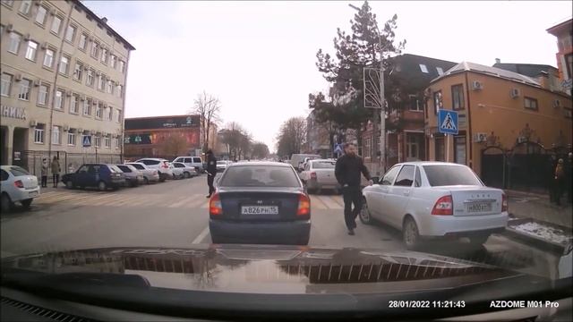 Думал что знает ПДД оказалось что нет смотреть онлайн