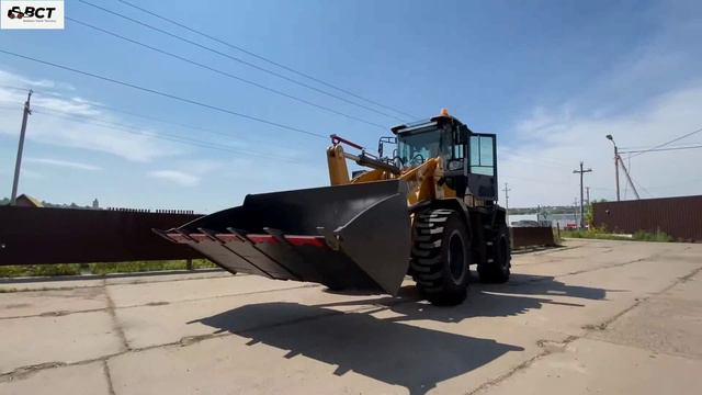 Обзор фронтального погрузчика HZM XC300 смотреть онлайн