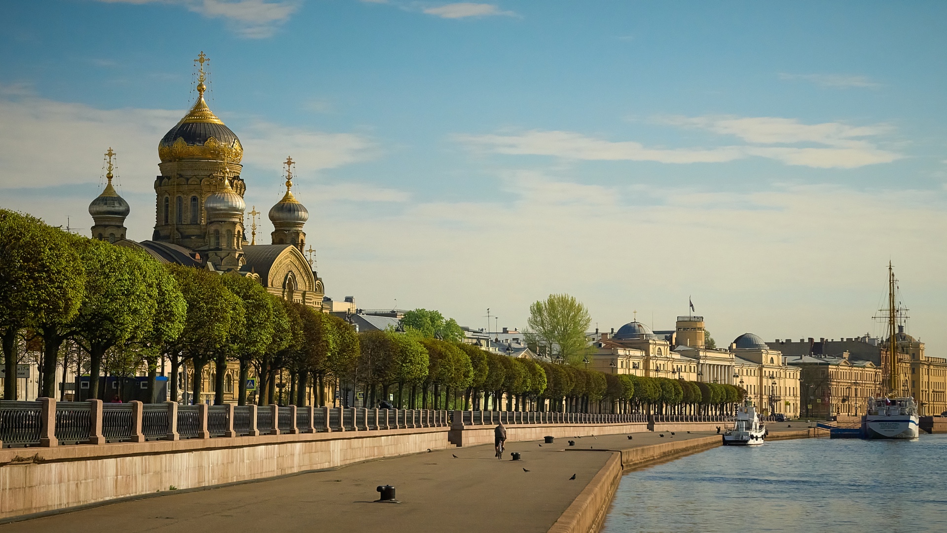 ?? Санкт-Петербург. Прогулка по набережной летенанта Шмидта до ледокола "Красин". смотреть онлайн