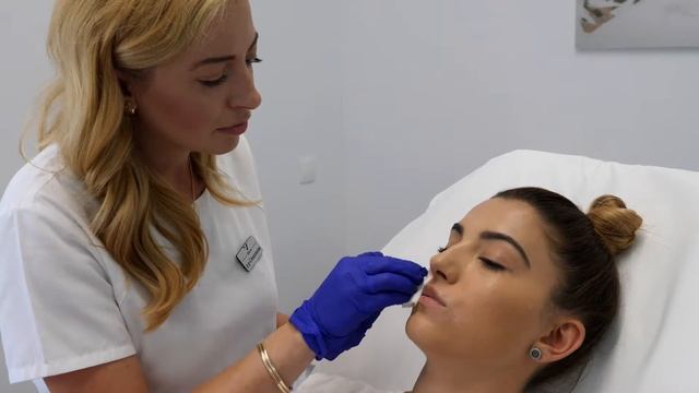 DERMAL FILLERS | Нехирургични естетични корекции на лицето | VDERM Clinic смотреть онлайн
