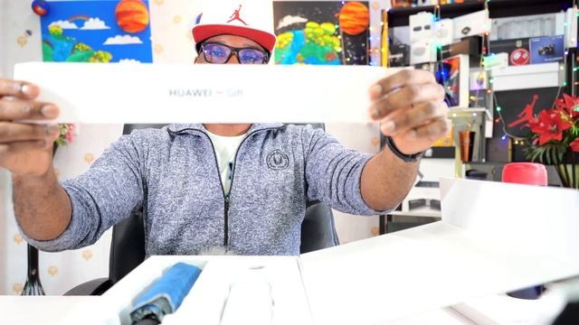 Huawei band 6 FREE Gift: Everything you get for Buying. (Must Watch) смотреть онлайн