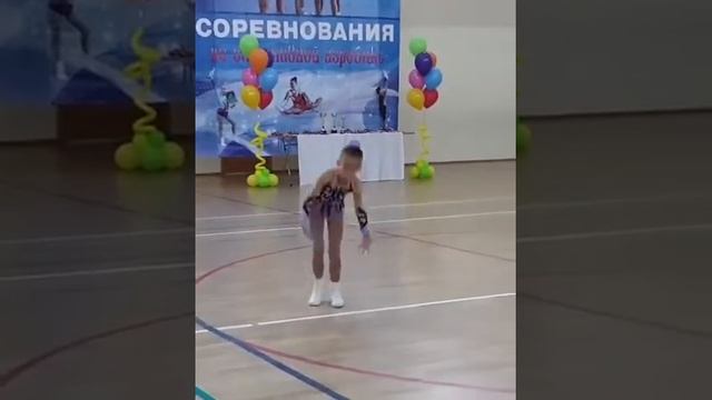Спортивная аэробика. Соревнования Нефтеюганск. СОЛО. ДЕБЮТ. Алена Выговская. КогалымМай 2019 смотреть онлайн