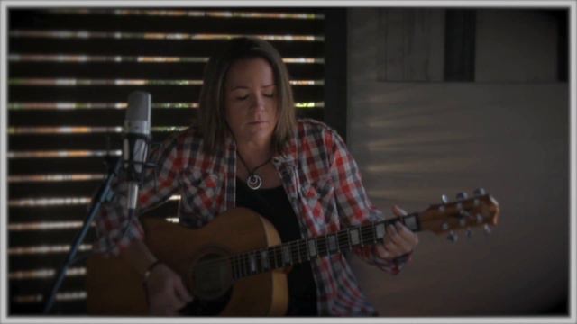 Pink - Try (Acoustic Cover by Marie Wilson, The Queen of Covers) смотреть онлайн