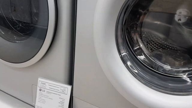 Стиральная машина узкая LG F12B8WD8 смотреть онлайн