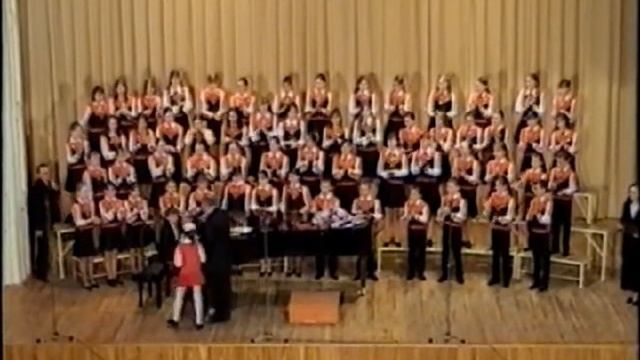 "МНОГАЯ ЛЕТА!" ХОР ДЕТСКОЙ ШКОЛЫ-ИНТЕРНАТА, ЙОШКАР-ОЛА.ЛАУРЕАТ МЕЖДУНАРОДНЫХ КОНКУРСОВ В.Я.САДОВИН смотреть онлайн