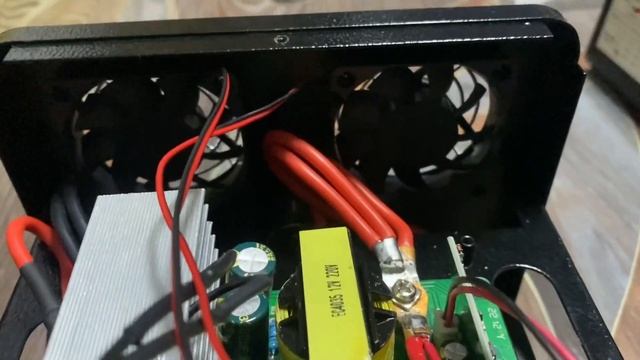 Что внутри у китайской зарядной станции? Разбираем портативный Power bank тот же Bluetti и Ecoflow? смотреть онлайн