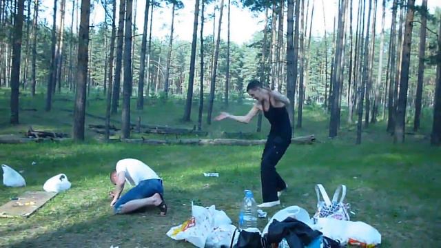 Пьяные в лесу смотреть онлайн