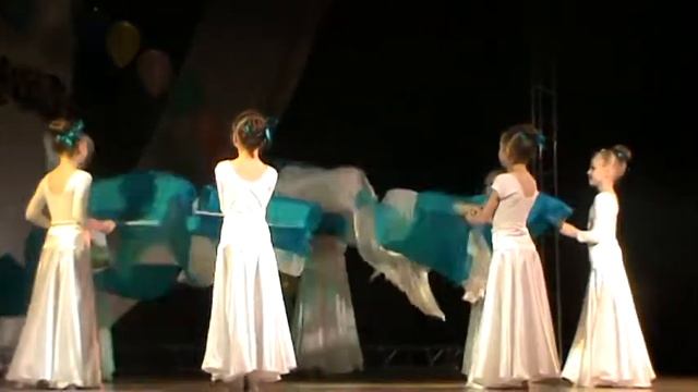 Весенний танец воды смотреть онлайн
