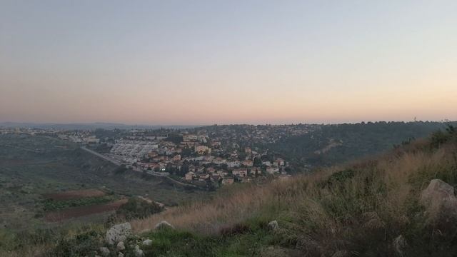 Фет.Осень.Как грустны сумрачные дниБеззвучной осени и хладной... смотреть онлайн