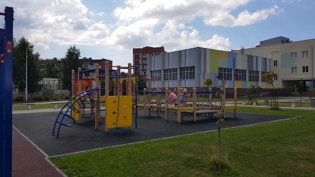 Детские площадки школы №56 Калининграда смотреть онлайн