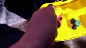 Как работает самая большая насадка на аккумуляторном опрыскивателе