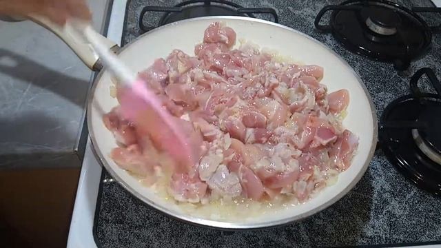 Паприкаш - блюдо из венгерской кухни смотреть онлайн