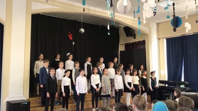 Песня "МАМА", исполняет 4 класс смотреть онлайн