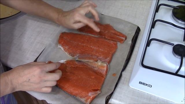 Малосольная нерка. Как вкусно засолить красную рыбу. смотреть онлайн