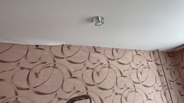 Почему стоимость за демонтаж монтаж натяжного потолка, такая же, как за монтаж с ноля. смотреть онлайн