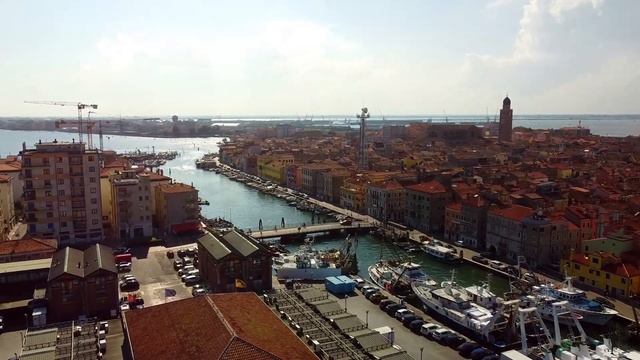 Кьо́джа (Chioggia) - очаровательная прабабушка Венеции!!! смотреть онлайн