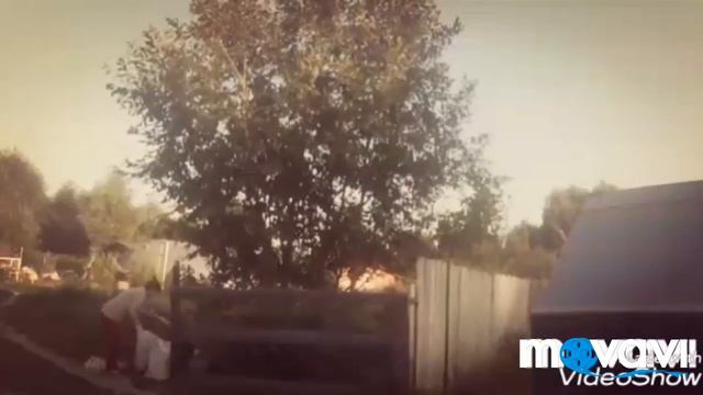 Не женское это дело?/Начала увозить мусор./ Слабо мне?🤔18.08.18 г. смотреть онлайн