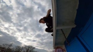 НЕУДАЧНОЕ САЛЬТО | ПАРКУР В КАРАНТИН | чуть не СЛОМАЛ КЛЮЧИЦУ