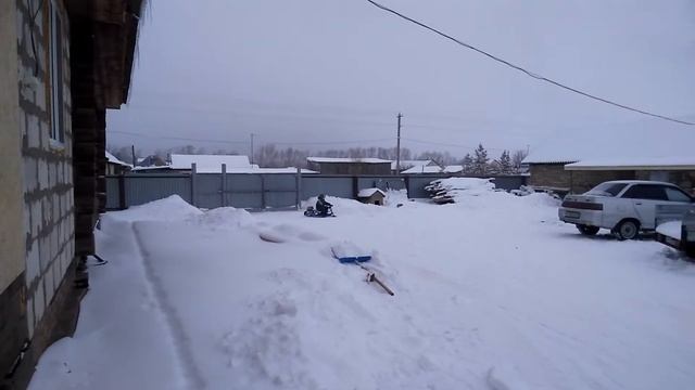 Часть 3/4Снегокат с двигателем от бензопилы штиль. смотреть онлайн