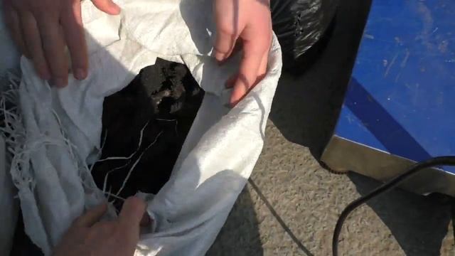 ФСБшники показали изъятую контрабанду стоимостью 4 млн руб. Сухой трепанг в машине, апрель 2020 смотреть онлайн