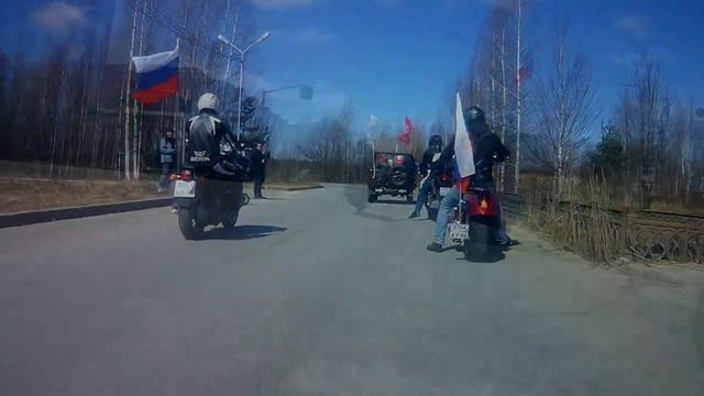 Проезд по городу на мотоциклах 09.05.2023 г.Нефтеюганск смотреть онлайн