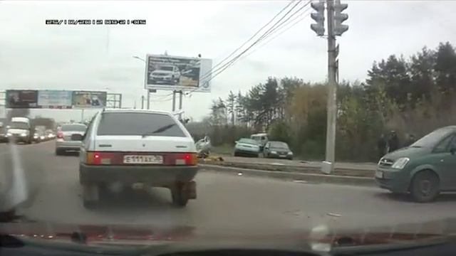 авария 25.10.12 в Воронеже минская-остужева смотреть онлайн