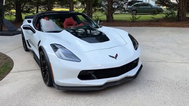 (C611204) 2016 Chevrolet Corvette Z06 2LZ 6k miles смотреть онлайн