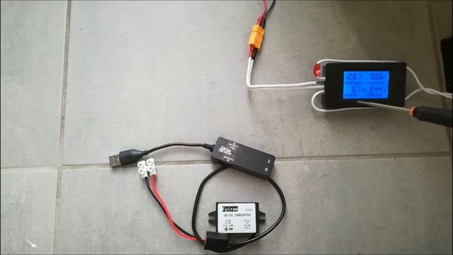 Солнечная батарея на балконе: #1 заряд USB-гаджетов смотреть онлайн