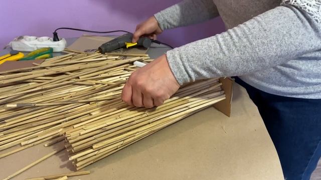 ПОТРЯСАЮЩАЯ ИДЕЯ для дома из камыша. Беру камыш и делаю ЧУДО. смотреть онлайн