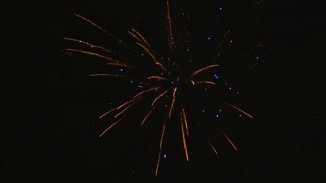 С064_СВАДЕБНЫЙ_ФЕЙЕРВЕРК_120_залпов,_1_ смотреть онлайн
