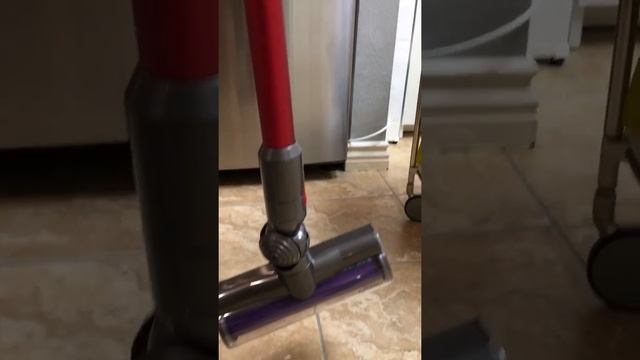 Dyson v10 fault смотреть онлайн