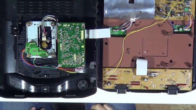 Neo Geo CD Laser Replacement : Part 3 - Neo Geo CD Not Reading CDs смотреть онлайн