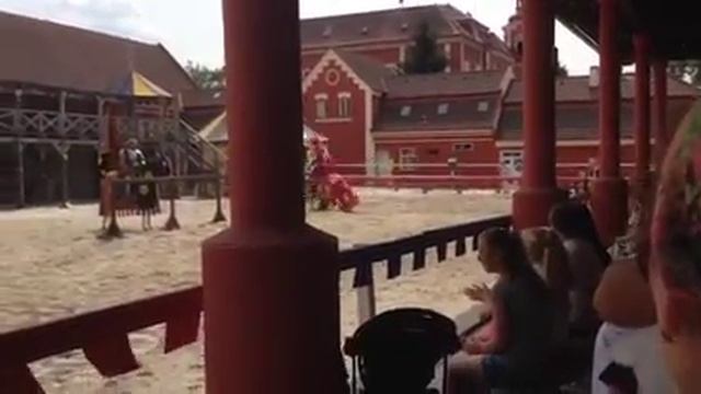 Рыцарская схватка в Детенице (Чехия) смотреть онлайн
