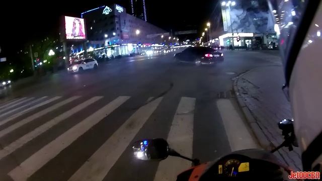 Шоу на дороге / Насколько важно звуковое сопровождение смотреть онлайн