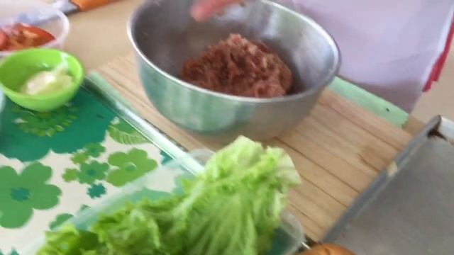 Classic Burger by Ma’am Pearl | Simple and Easy смотреть онлайн
