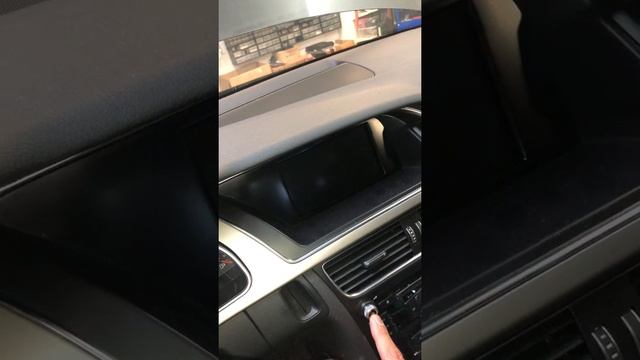 Audi A4 A5 Q5 Radio Concert Fuse Removal/Location смотреть онлайн