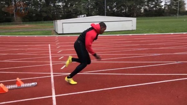Sprint Training - How to do a Crouch Start.  Sprint start technique