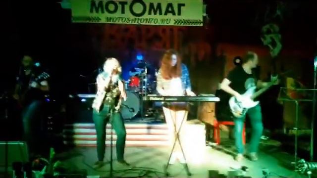Polyvox - Dance (live in Varyag Club) смотреть онлайн