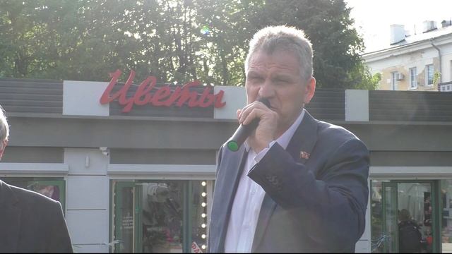 Протестная акция против застройки территории бывшего Суворовского училища смотреть онлайн