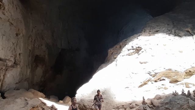 Болгария. Плевен. Супер пещера "Проходна" или "Очи бога". смотреть онлайн