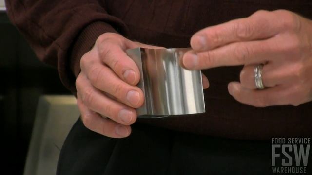 American Metalcraft (SPDX11) - 4 oz Stainless Steel Salt & Pepper Shakers at Food Service Warehouse смотреть онлайн