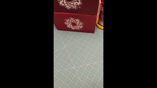 Quilting made fun: Lets get creative with Cotton Cuts Classic and Java boxes. смотреть онлайн