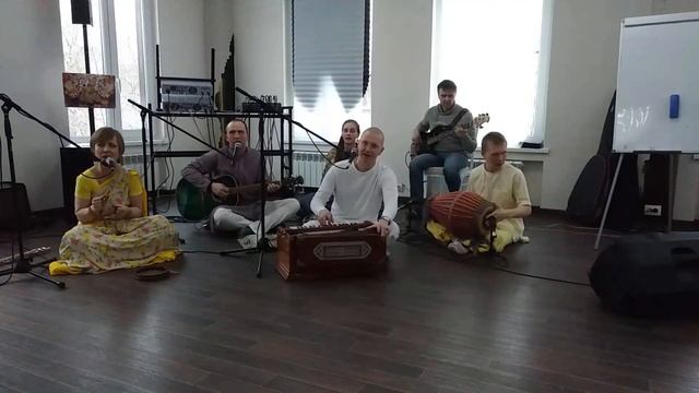 Киртан Ведафест 2019.03.03 Вамшидхара дамодар дас. Джая Радха Мадхава смотреть онлайн