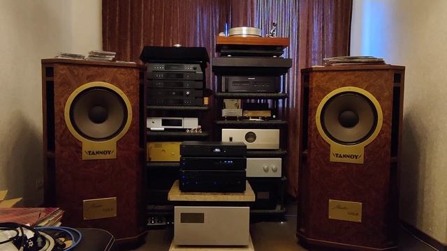Dire Straits - Heavy Fuel - NAD C 375BEE C 545BEE - TANNOY Monitor Gold 15 смотреть онлайн