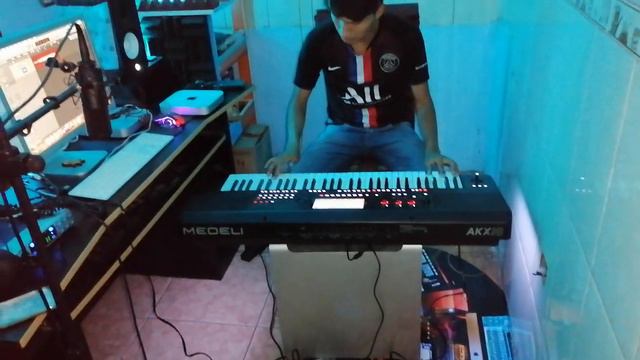 MEDELI AKX10 FOLROK SAMPLES 943634002 WHATSAPP.... 🦅 SUPERÓ AL YAMAHA SX 700 EN MEMORIA RAM DE 768 смотреть онлайн