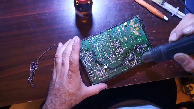 Samsung LE32D403E2W смотреть онлайн