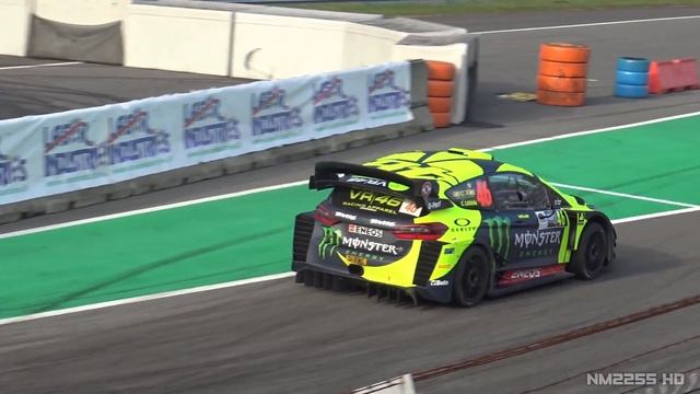 Valentino Rossi Vs. Teemu Suninen - 2018 Monza Rally Show - Ford Fiesta WRC Plus смотреть онлайн