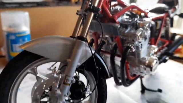 Suzuki Katana 1100 Scale 1/6 Part 3