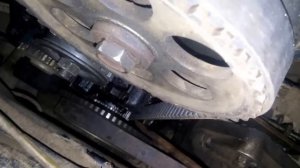 Снятие  шкива ( шестерни)   коленчатого вала ВАЗ 2108 - 2115